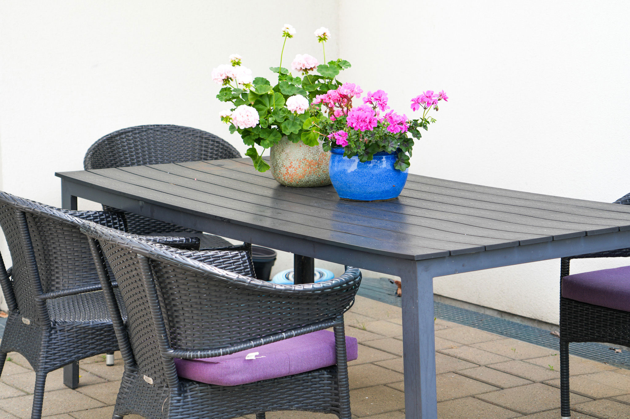 Terrasse med møbler