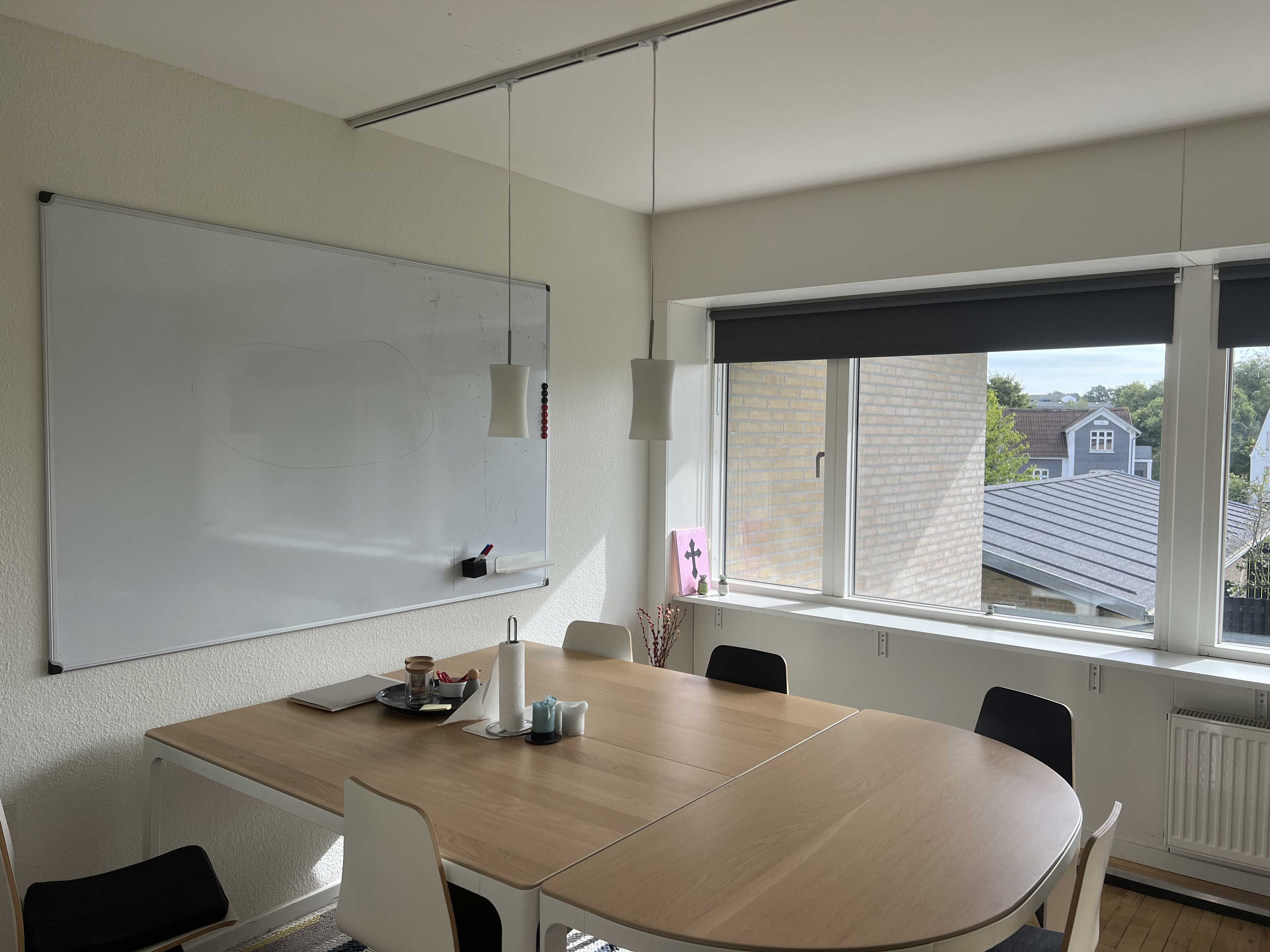 Golfparken Mødelokale med mødebord og stole