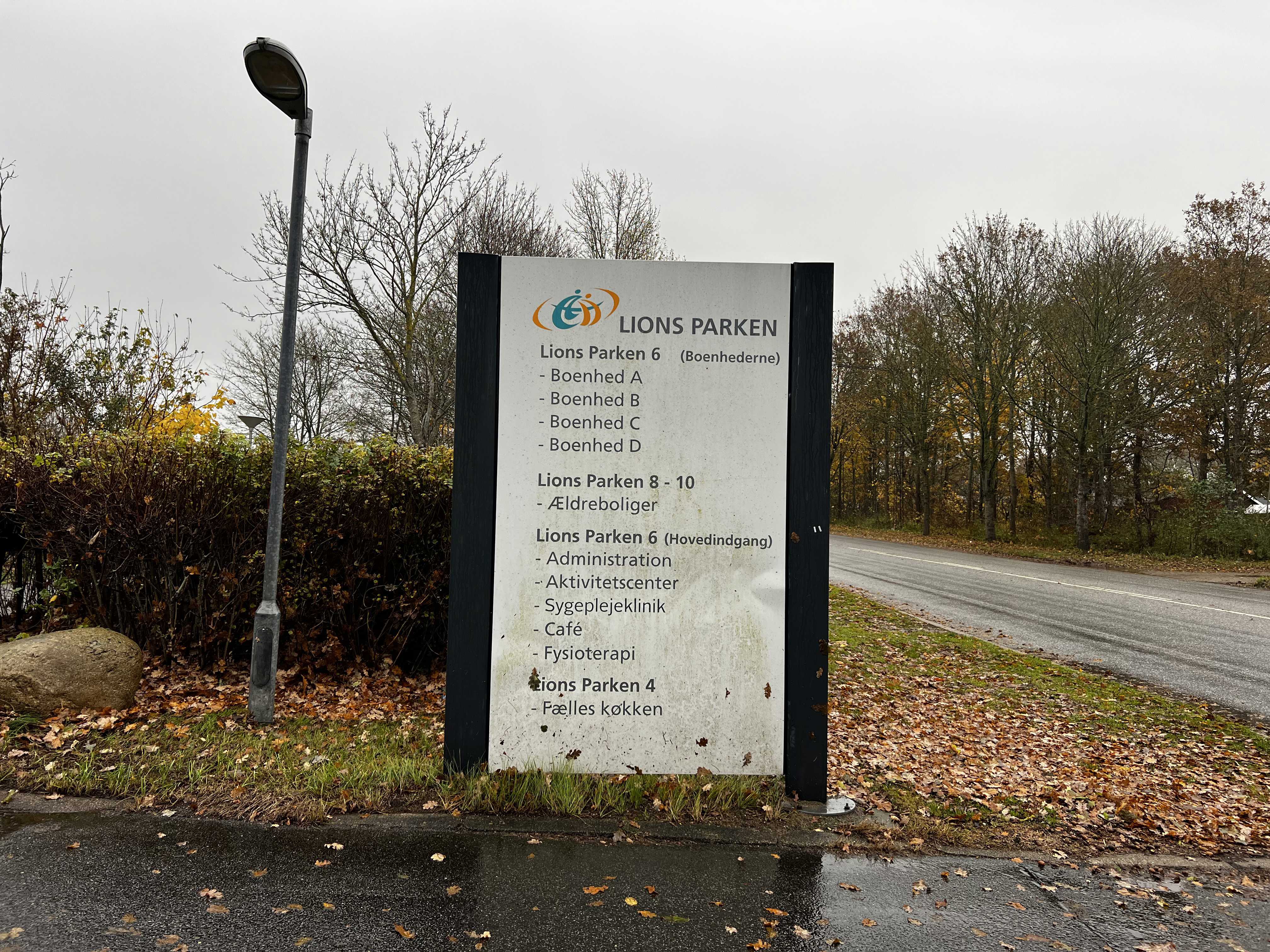 Skilt udenfor Regnbuen