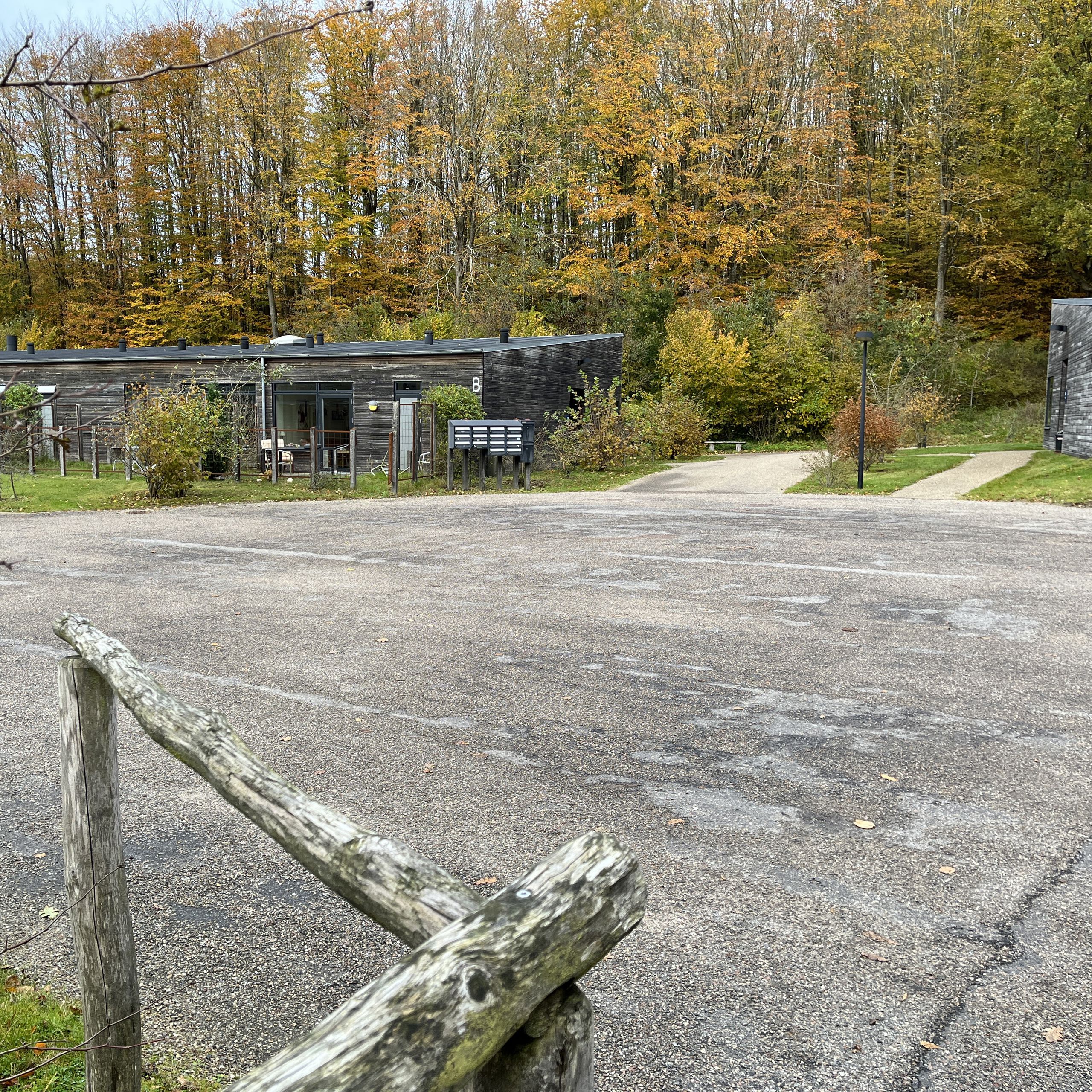 Forplads ved Løvdal