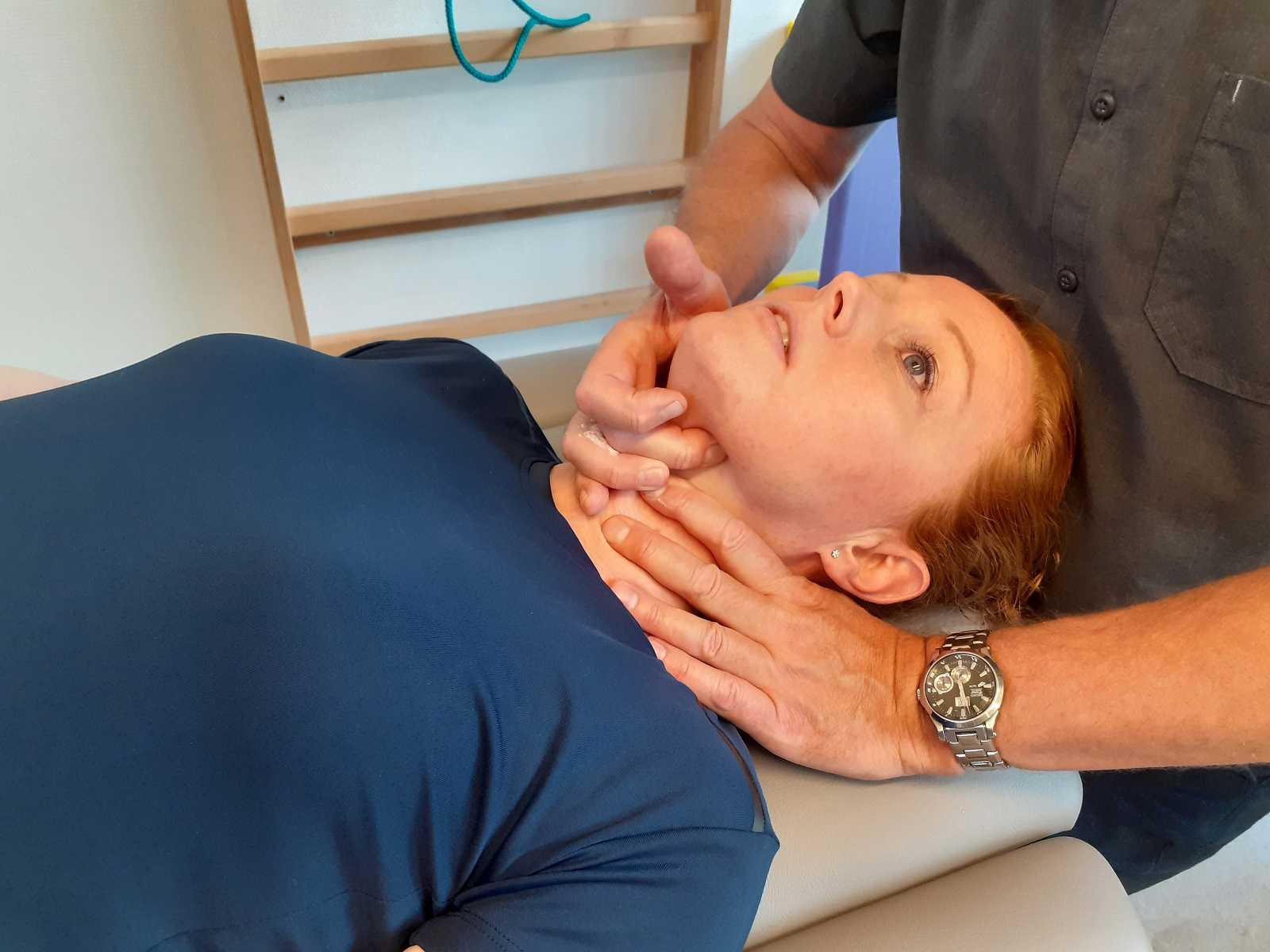 Behandling strubehoved