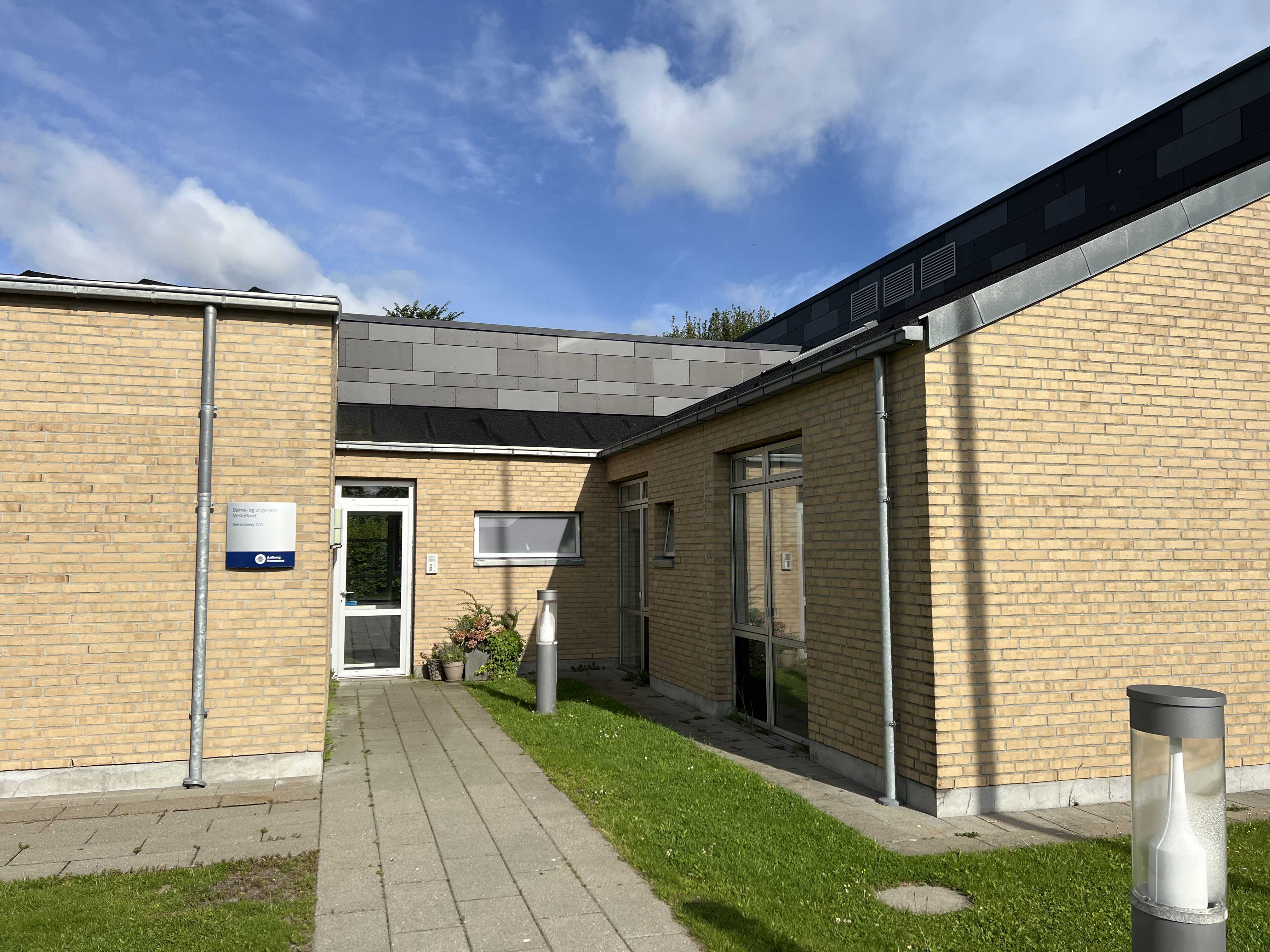 Bygningen Vesterlund udendørs