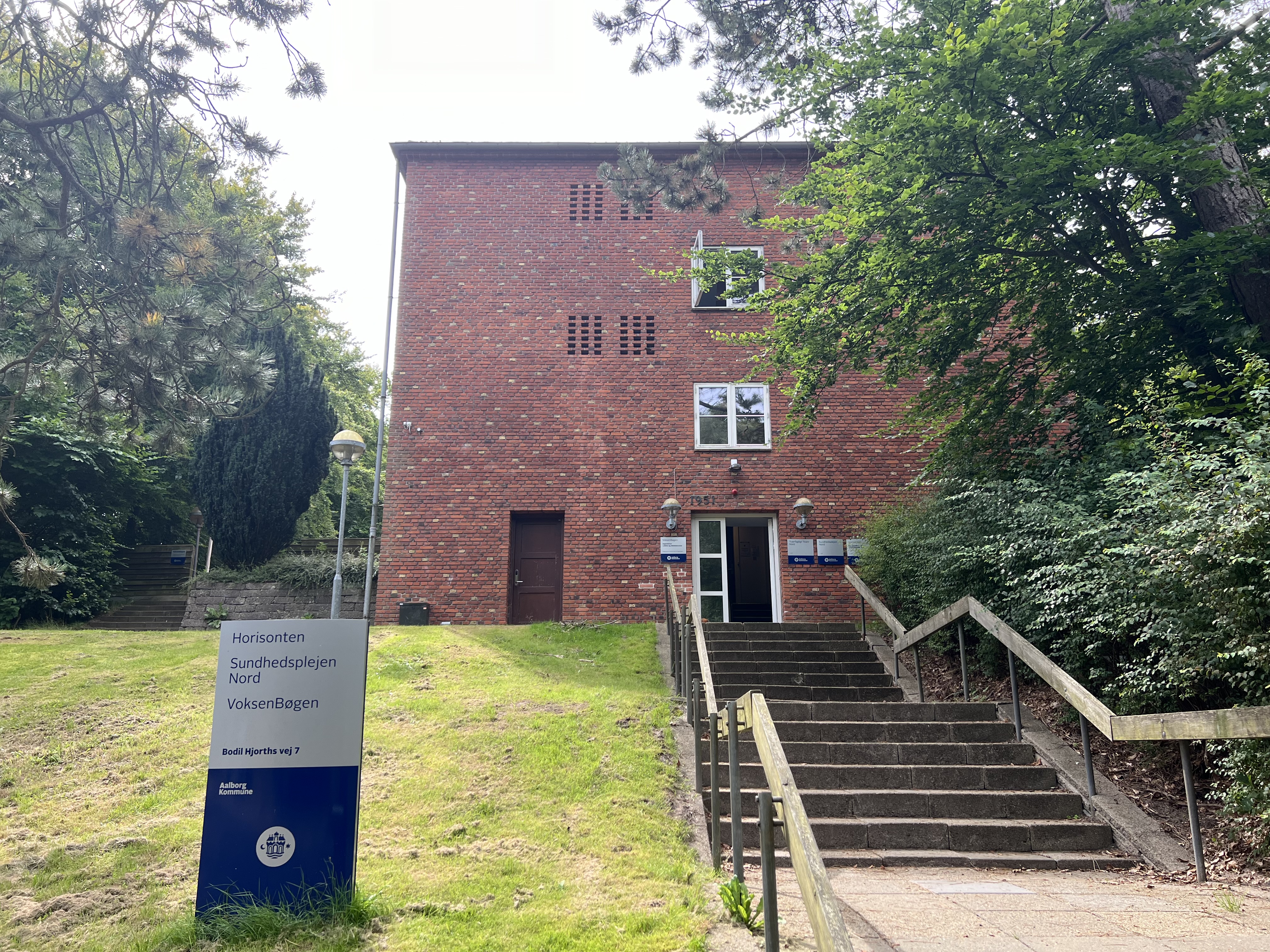 Horisonten Udefra Hovedindgang