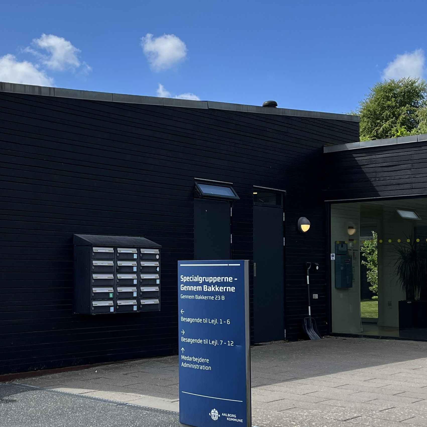 Indgang Til Specialgrupperne Gennem Bakkerne