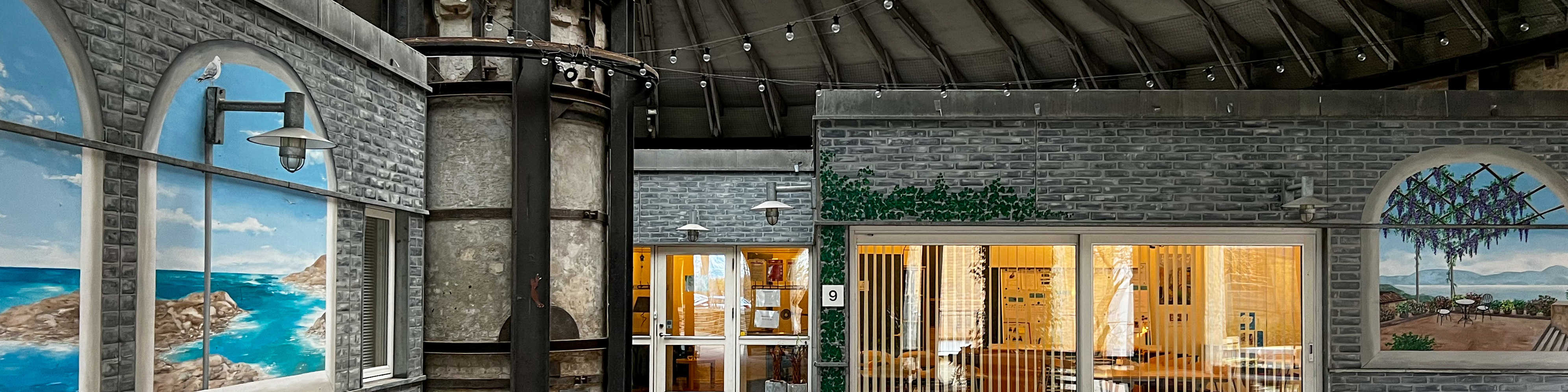 Murerne med malerier på Henning Smiths vej