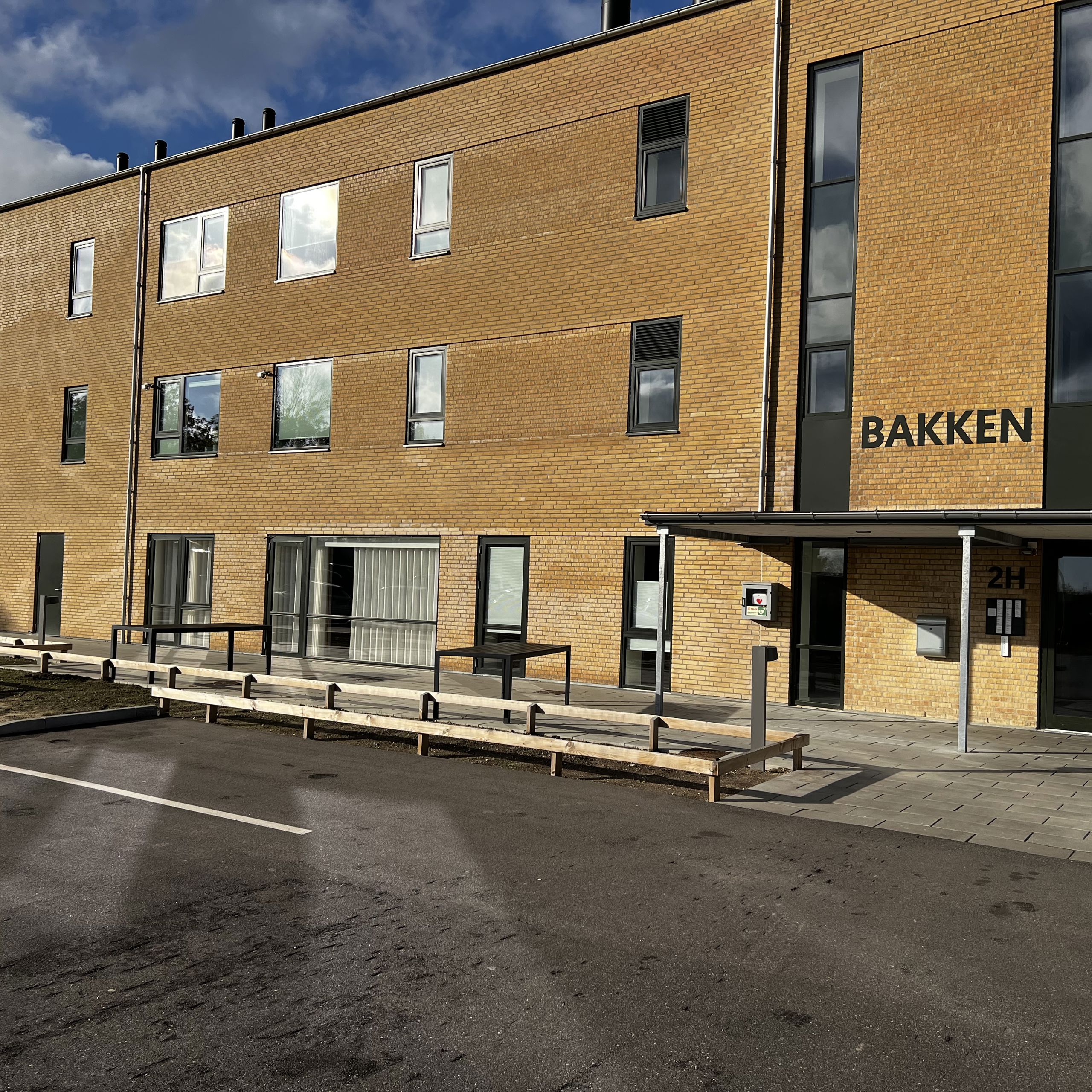 Bakken udefra